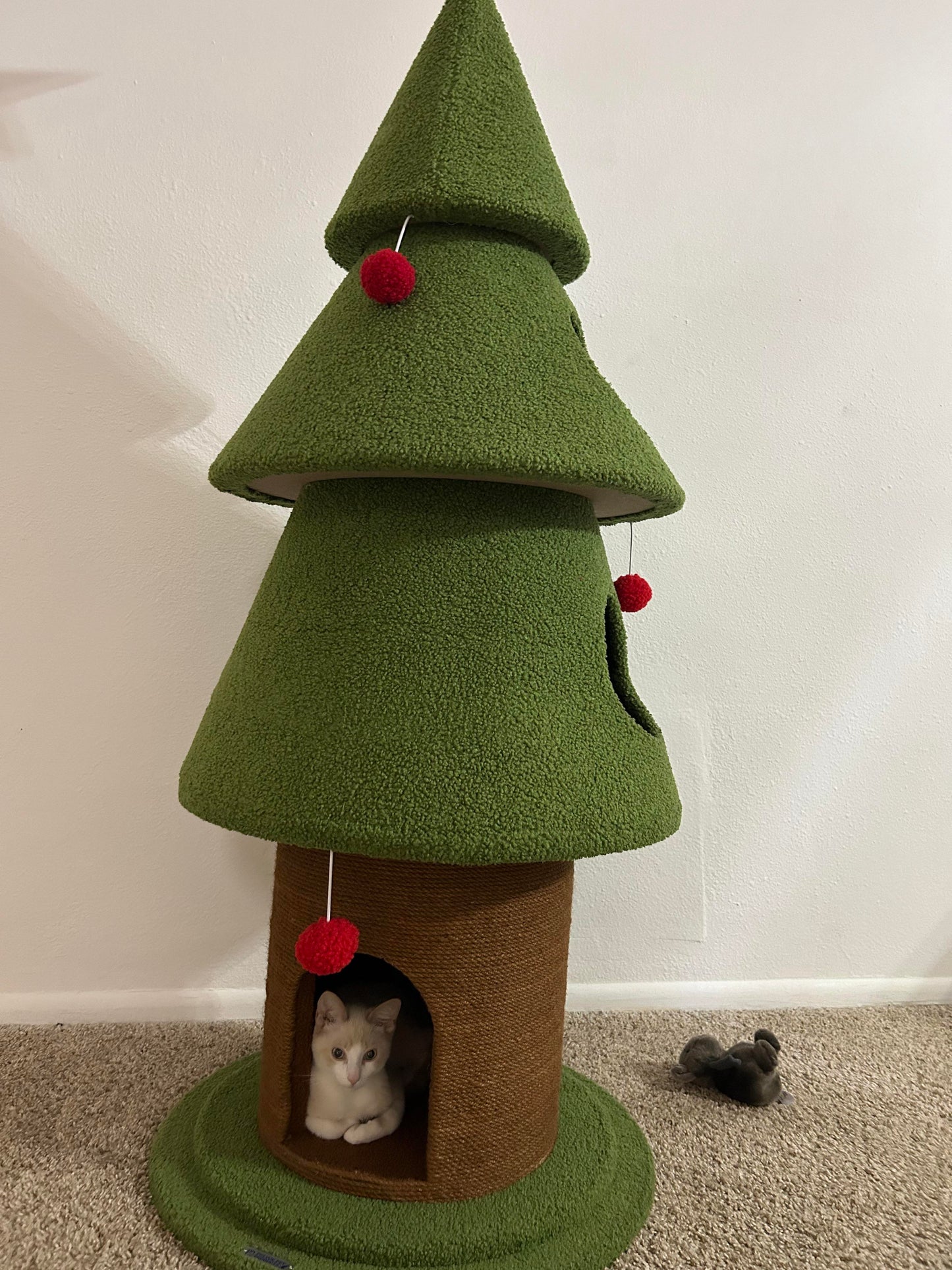 Santa Cat Christmas Tree