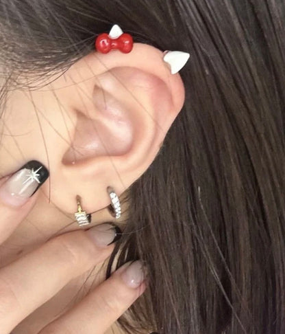 H-Kitty Charm Helix earings